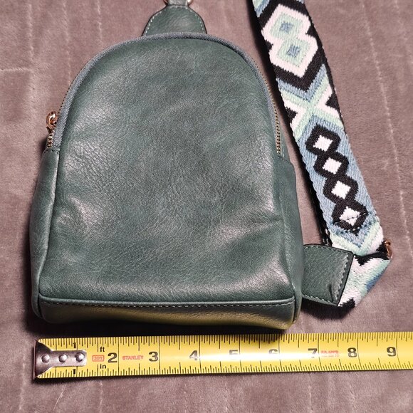 JEN & CO. Ellen Women Vegan Leather Crossbody/Fanny Pack/Sling Bag - Picture 4 of 9